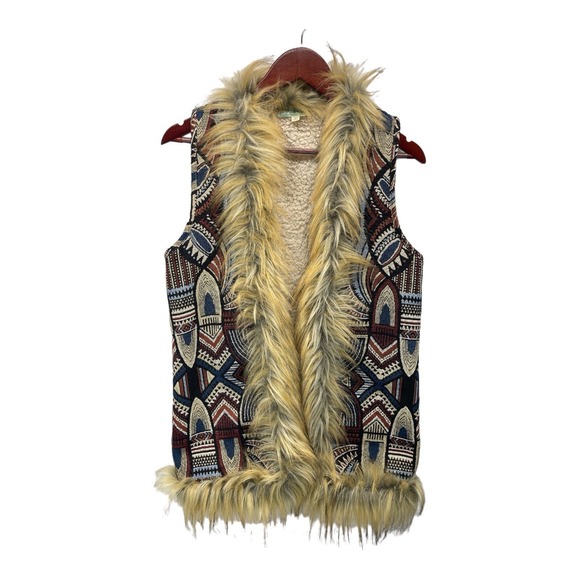 Alter’d State Jackets & Blazers - Women's Altard State Tapestry‎ Vest Urban Outfitters Tribal Faux Sherpa Lined S